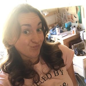 Meet your Posher, Hannah